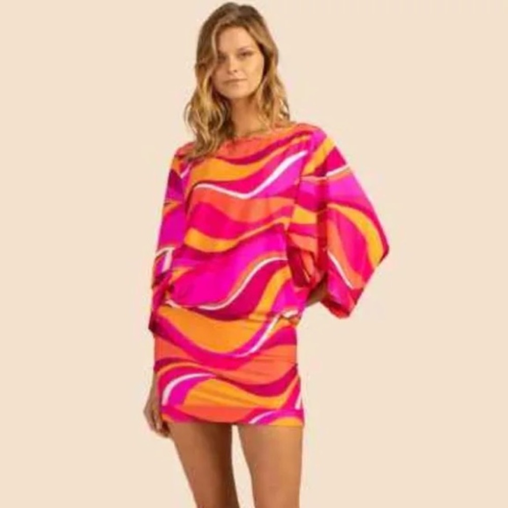 COPY - Trina Turk Vivid Vista Cover-Up Dress in Multicolor, amazing colors - Picture 4 of 7